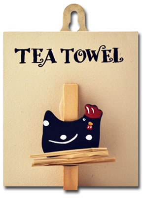 Black Hen tea towel peg